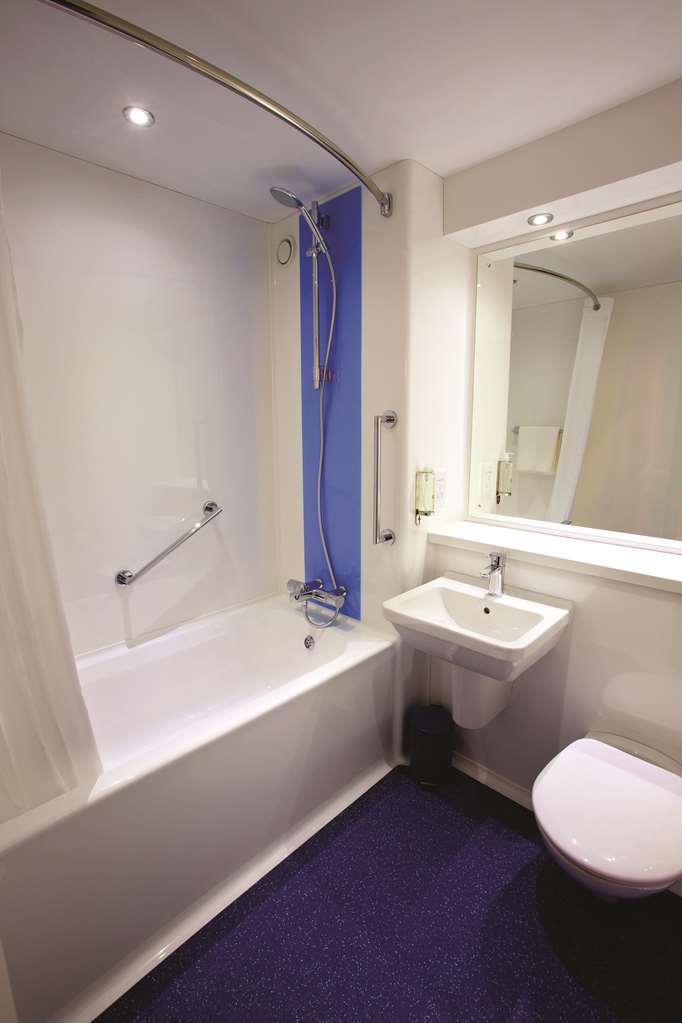 Travelodge Reading Whitley Zimmer foto