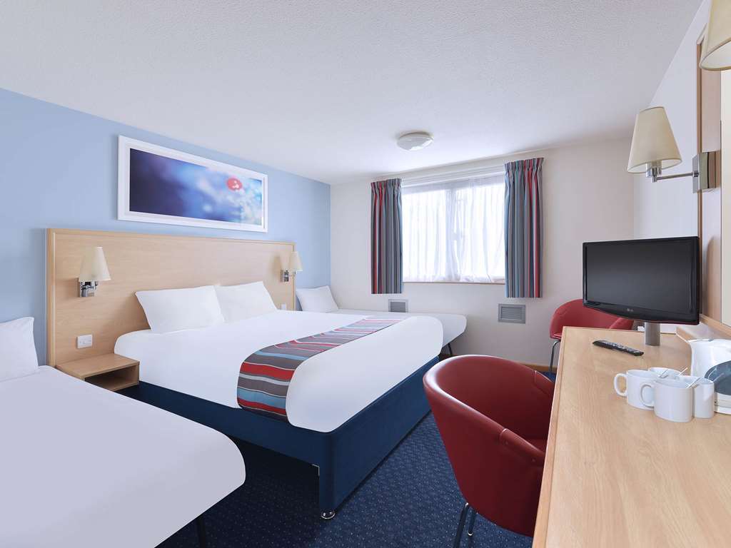 Travelodge Reading Whitley Zimmer foto
